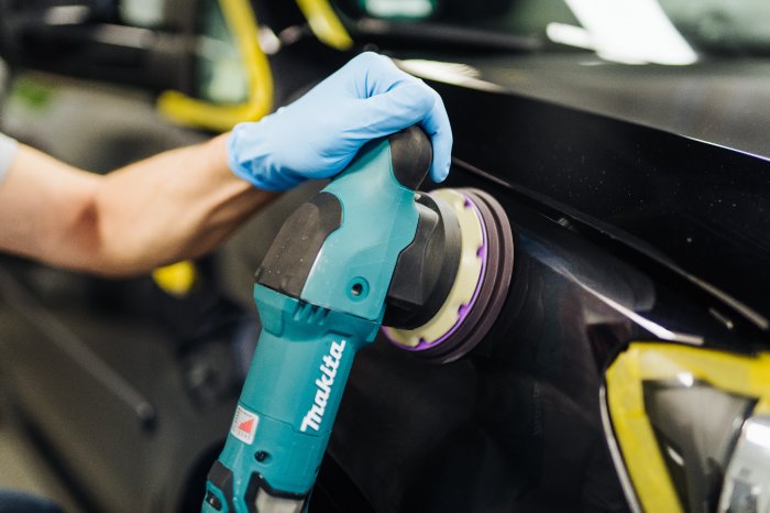 Brusná pasta, leštěnka na auto Koch Micro Cut M3.02 1000ml-8