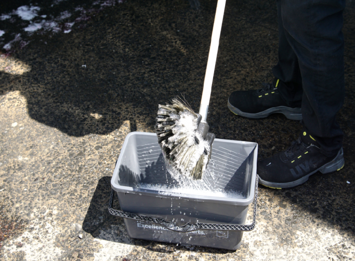 Na odstranění žloutnutí Koch No Yellow Cleaner 1 l č.516001-7