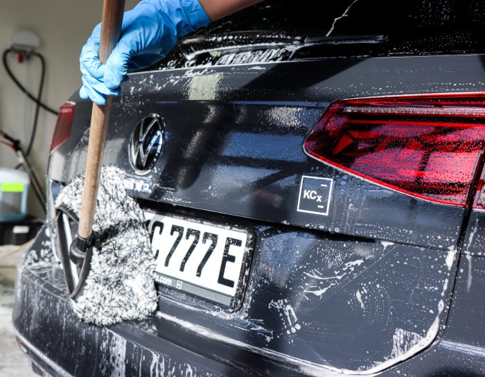 Návlek na kartáč pro samoobslužné mycí boxy 49998169-3